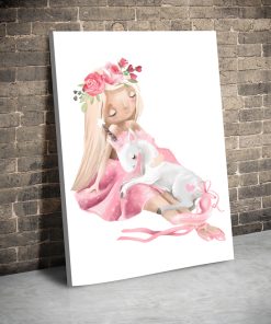 CVS745 Fetita balerina cu unicorn alb 1